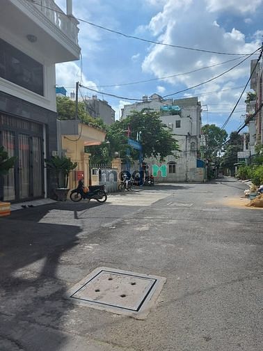 Hình ảnh ban nhà HXH hẻm 254 lê văn thọ