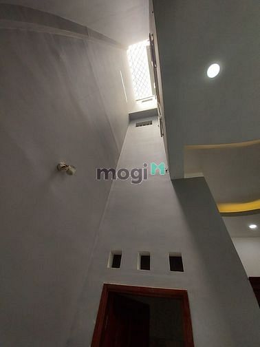 Hình ảnh ban nhà HXH hẻm 254 lê văn thọ