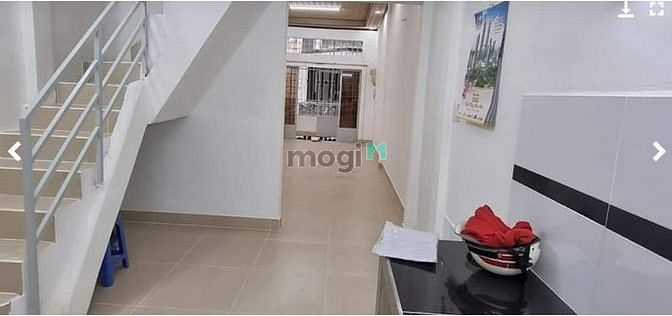 Hình ảnh Bán nhà Cách Mạng Tháng 8 Gần Công Viên Lê Thị Riêng Tân Bình