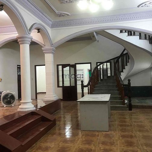 Hình ảnh Villa hẻm Yên Thế, Tân Bình - ngang 10m