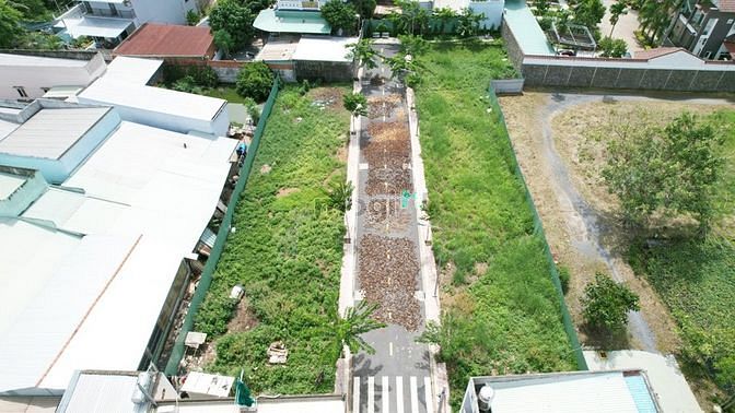 Hình ảnh Tin thật 100% Đất SHR 60m2 Ngay trung tâm hành chính Huyện Bình chánh