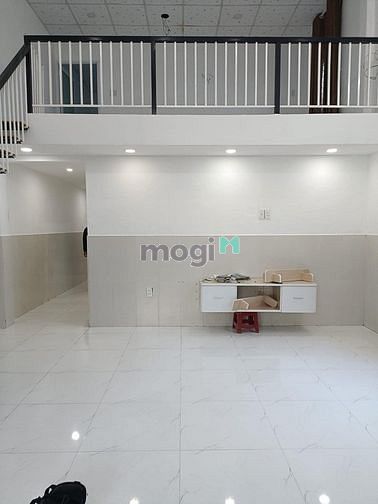 Hình ảnh Bán nhà gác lửng đúc kiệt 135 Tôn Đản