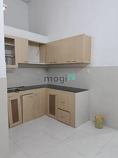 Hình ảnh Bán nhà gác lửng đúc kiệt 135 Tôn Đản