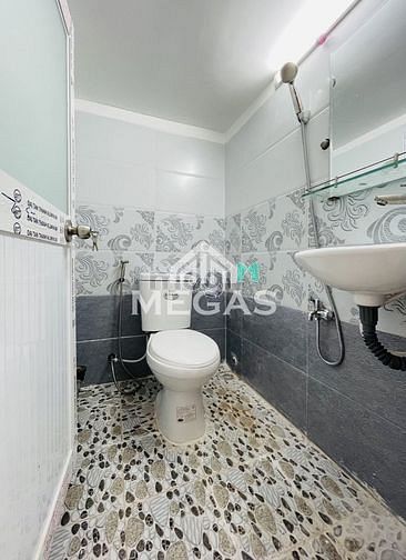 Hình ảnh Phòng sẵn máy lạnh rộng rãi sạch sẽ giá rẻ