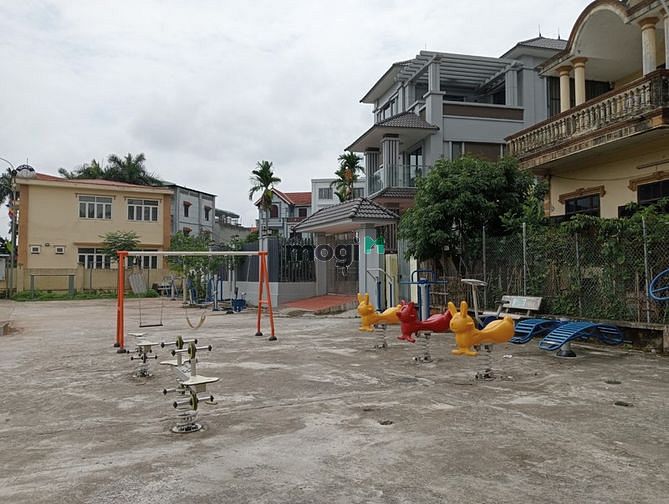 Hình ảnh Nhà ở THOÁNG hàng xóm thân thiện
