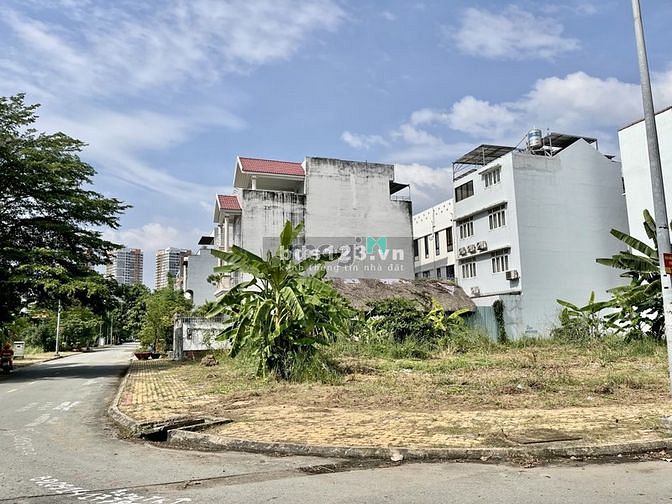 Hình ảnh Bán đất thổ cư 90m2 Phạm Hữu Lầu, Quận 7, giá 2tỷ900, sổ hồng riêng.