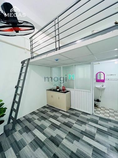 Hình ảnh Phòng trọ giá rẻ gác lửng sẵn máy lạnh
