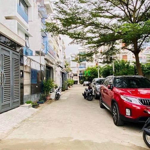 Hình ảnh Bán nhà 2 MT trước sau đường Phan Huy Ích. DT: 10m x 50m.