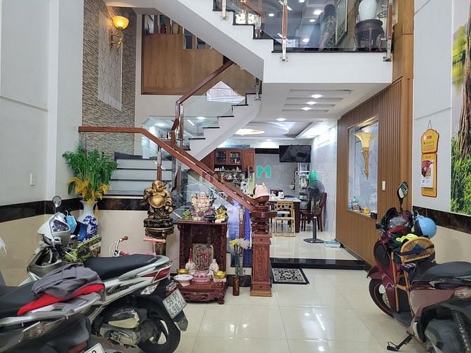 Hình ảnh Nhà đẹp sang chảnh Cống Lỡ, Tân Bình, 5 Tầng.