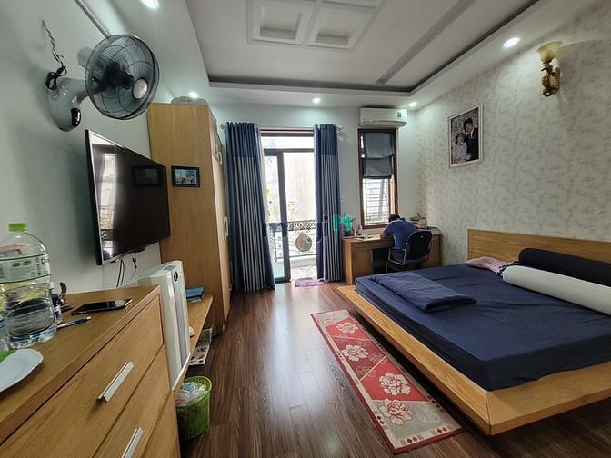 Hình ảnh Nhà đẹp sang chảnh Cống Lỡ, Tân Bình, 5 Tầng.
