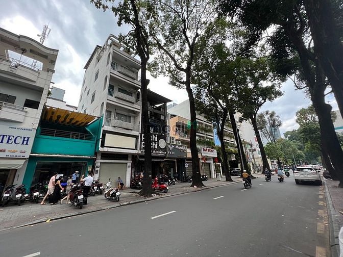 Hình ảnh 𝐍𝐡𝐚̀ 𝐌𝐚̣̆𝐭 𝐓𝐢𝐞̂̀𝐧 𝐌𝐚̣𝐜 Đ𝐢̉𝐧𝐡 𝐂𝐡𝐢 - 𝐐𝐮𝐚̣̂𝐧 𝟏