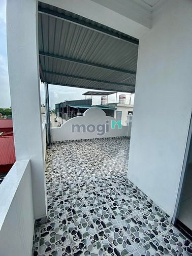 Hình ảnh Bán Nhà Phố Trạm Long Biên 31m2, 5 Tầng Chỉ 5 Tỷ.