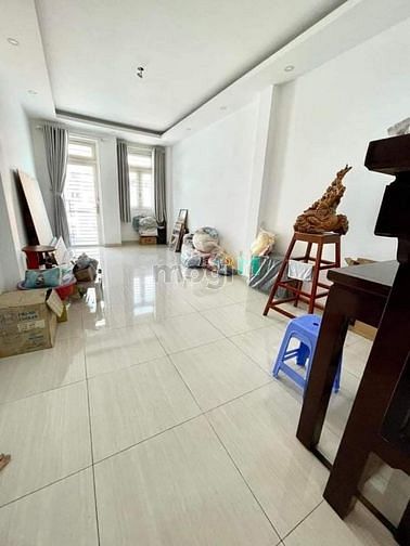 Hình ảnh Mặt tiền gần ngay chợ Bà Chiểu – 74m2 – 4 tầng