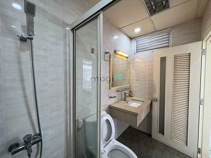 Hình ảnh Căn Hộ 2PN ngoài Quận 1 - Sân vườn
