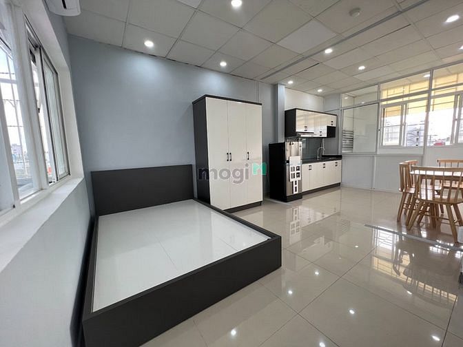Hình ảnh Căn Hộ 2PN ngoài Quận 1 - Sân vườn
