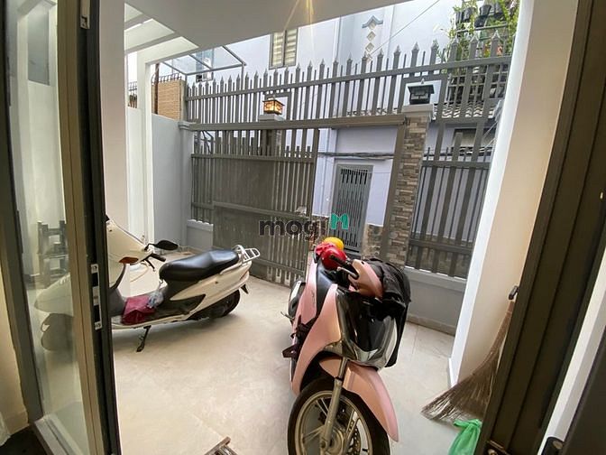 Hình ảnh Phan Văn Trị - 5.5*16 – dọn ở liền – giá chỉ hơn 8 tỷ