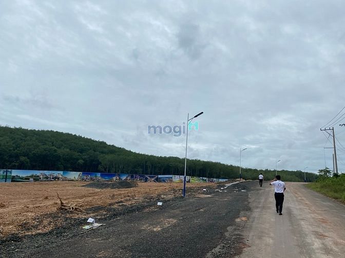 Hình ảnh Đất ngay KCN Phú Riềng Đỏ trung tâm Đồng Phú