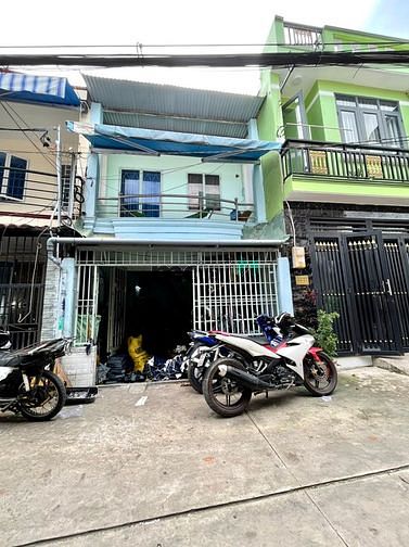 Hình ảnh Hxh thông lô tư, 4m x12m, giá chỉ 3,45 tỷ.