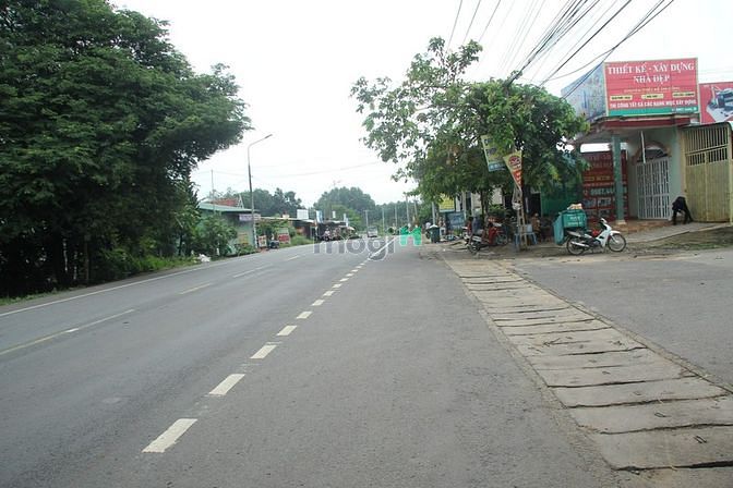 Hình ảnh Đất sát sân bay Long Thành, gần cổng chính. Em dẫn xem tận mắt mới tin