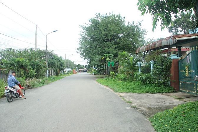 Hình ảnh Đất sát sân bay Long Thành, gần cổng chính. Em dẫn xem tận mắt mới tin