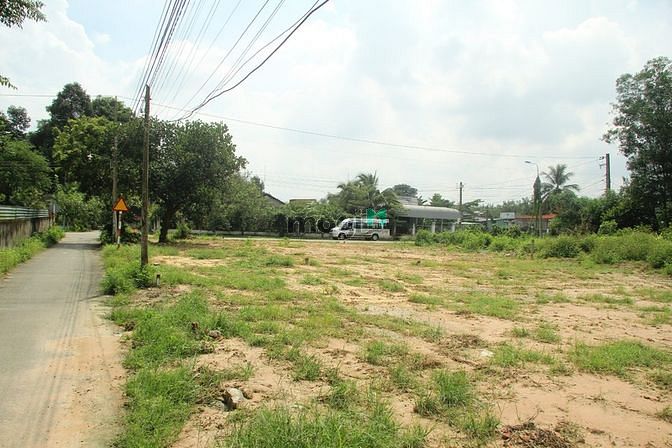 Hình ảnh Đất sát sân bay Long Thành, gần cổng chính. Em dẫn xem tận mắt mới tin