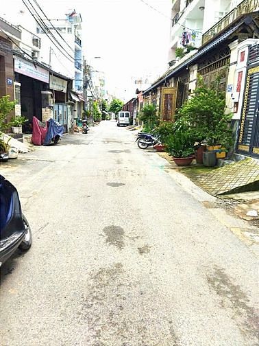 Hình ảnh Chính chủ cần bán đất Bình Tân công chứng sang tên ngay