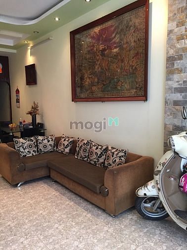 Hình ảnh Nhà Cách Mạng Tháng 8 - có 4 máy lạnh sẵn, hẻm xe hơi vào - 4x15m