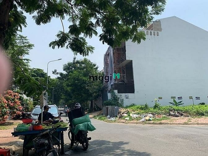Hình ảnh Bán lô đất KDC Nam Long, Quận 7, 90m2, Giá 3tỷ870, sổ riêng