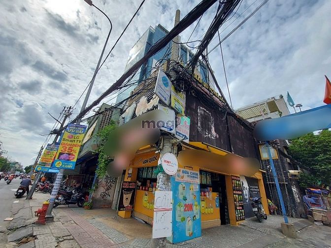 Hình ảnh Nhà căn góc 2 mặt tiền Cách Mạng Tháng 8, quận 3