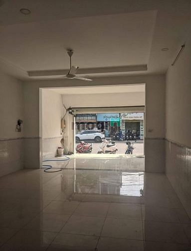 Hình ảnh Cho thuê nhà mặt tiền Đặng Văn Bi