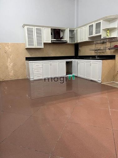 Hình ảnh Bán 4 lầu Hẻm 8m 68m2 CMT8 4x17 Phường 5 Tân Bình