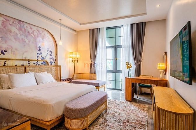 Hình ảnh Khu BĐS Khách sạn + Biệt thự. 641m2. Xây mới 100%. 32m x 20m.