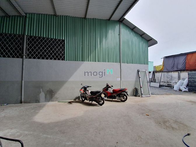 Hình ảnh cho thuê kho xưởng 200m2, QL 1A, quận Bình Tân