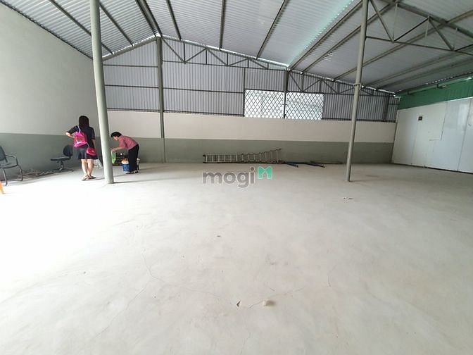 Hình ảnh cho thuê kho xưởng 200m2, QL 1A, quận Bình Tân