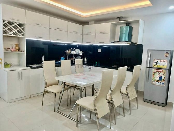 Hình ảnh Nhà đẹp 5PN gần biển Sơn Trà đầy đủ nội thất