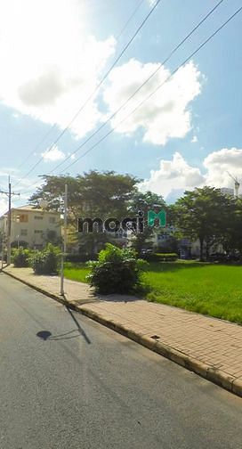 Hình ảnh Cần bán 90m2, đất khu dân trí, văn minh nằm đường Phạm Thái Bường,Q7.