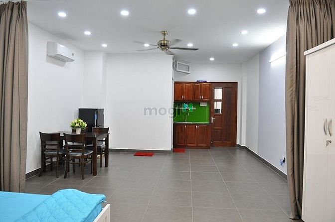Hình ảnh Siêu Phẩm Balcon - Đặng Thùy Trăm - Q.BT
