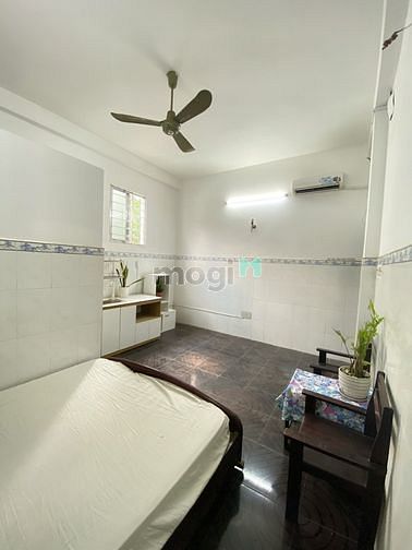 Hình ảnh Phòng cho thuê có máy lạnh ngay Phan Huy Ích , Tân Bình