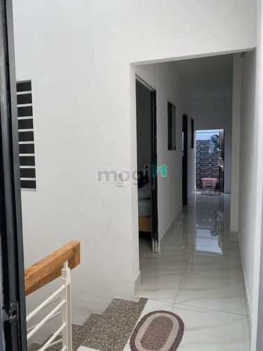 Hình ảnh Nhà mặt tiền đường Lê Lâm Tân Phú