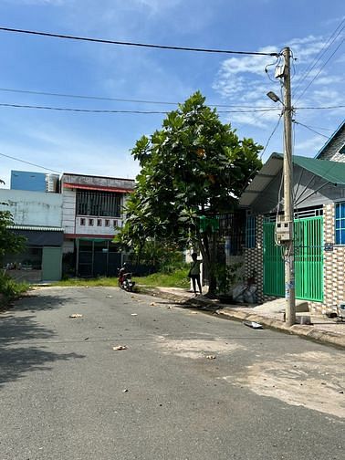 Hình ảnh Cần bán lô đất thổ cư 100m2 giá 1tỷ680tr, sổ hồng riêng ngay chợ MHN