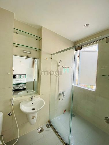Hình ảnh Cho Thuê Căn Hộ Cao Cấp, Cửa sổ lớn VIEW thoáng mát