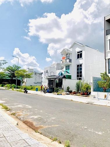 Hình ảnh Cần bán gấp đất MT Trần Văn Giàu - 80m2 sổ riêng CSHT hoàn thiện