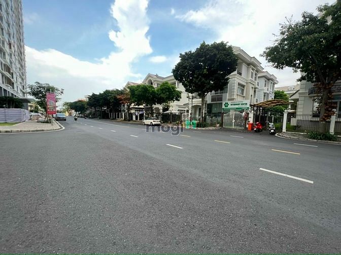 Hình ảnh Cho thuê biệt thự đơn lập Nam Viên - Phú Mỹ Hưng