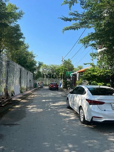 Hình ảnh Bán đất hẻm 7 đường 182 Lã Xuân Oai , P. TNPA , Quận 9