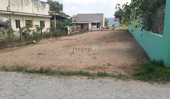 Hình ảnh ƯU ĐÃI VÀNG cho khách mua 5 lô đất trung tâm cách chợ Bình Chánh 1KM