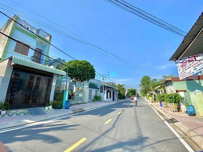 Hình ảnh Đất thổ cư – Sổ hồng riêng – Ngay trung tâm – mặt tiền đường