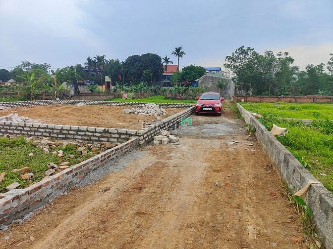 Hình ảnh Bán đất Thạch Thất, xã Đồng Trúc DT 210m2 giá 3.5 Tỷ ô tô đỗ, SDCC