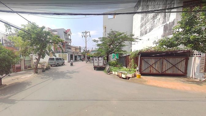 Hình ảnh Cần bán lô đất thổ cư 100m2, giá 2,2 tỷ, đường Phạm Hùng, Bình Chánh.