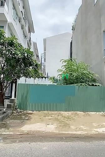 Hình ảnh Sang gấp lô đất KDC Nam Long, Quận 7, 80m2, Giá 5ty7, sổ riêng