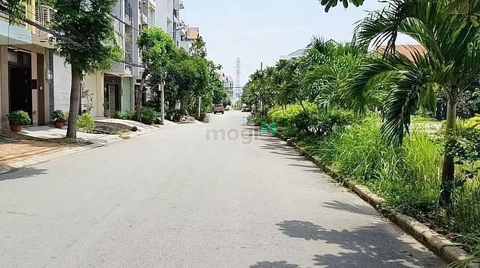 Hình ảnh Sang gấp lô đất KDC Nam Long, Quận 7, 80m2, Giá 5ty7, sổ riêng